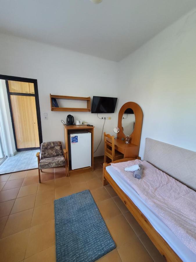 Liget Ueduelo Siofok Bed & Breakfast Dış mekan fotoğraf