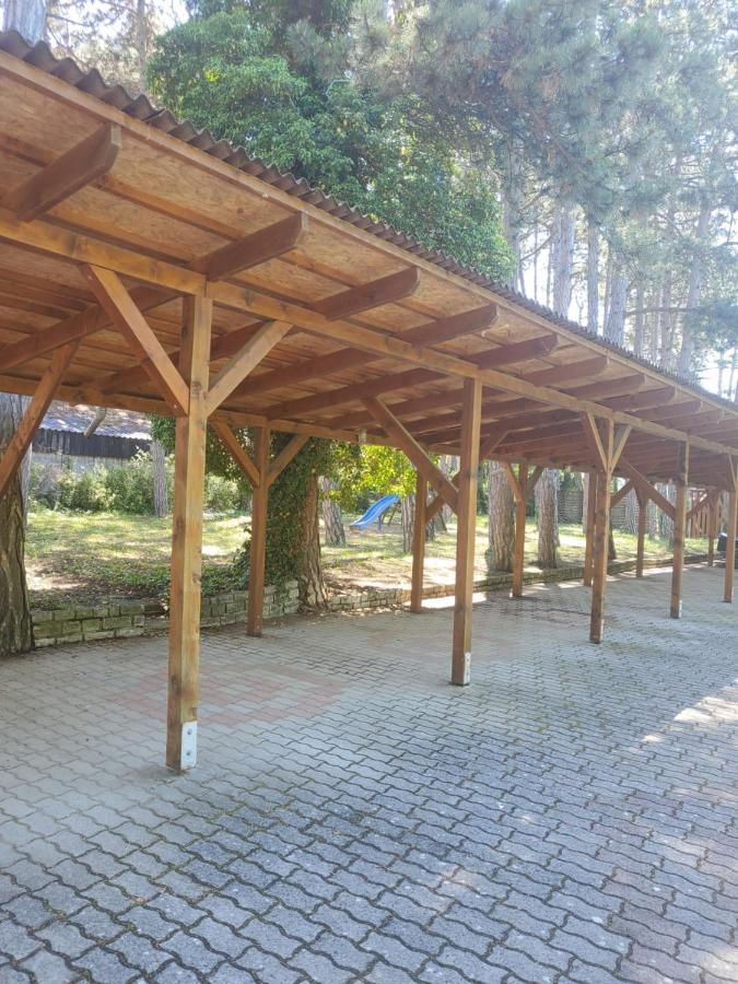 Liget Ueduelo Siofok Bed & Breakfast Dış mekan fotoğraf