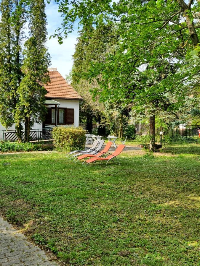 Liget Ueduelo Siofok Bed & Breakfast Dış mekan fotoğraf