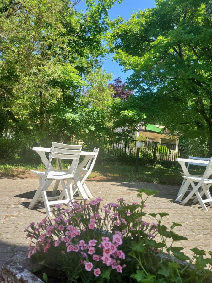 Liget Ueduelo Siofok Bed & Breakfast Dış mekan fotoğraf